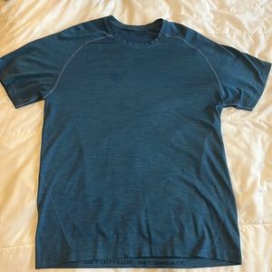 Lululemon Workout Short Sleeved Shirt